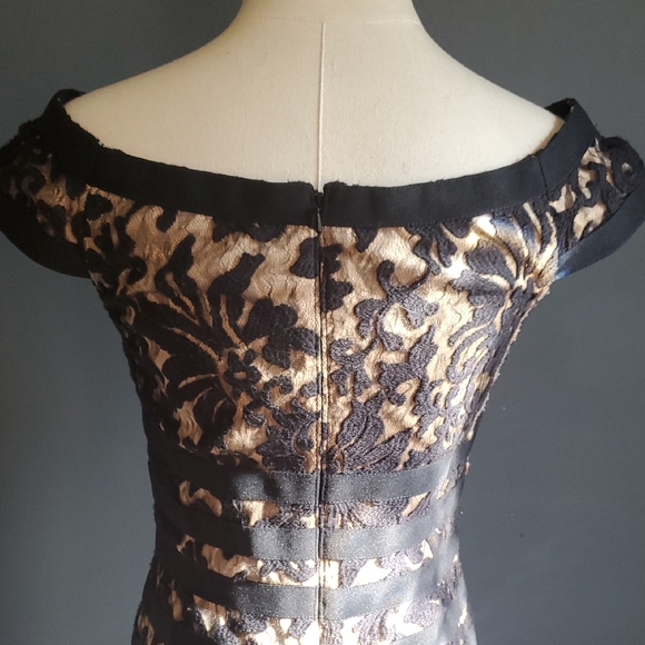 Tadashi Shoji Banded Lace  Black and Tan Maxi Gown with Flutter Cap Slee… - Picture 9 of 12